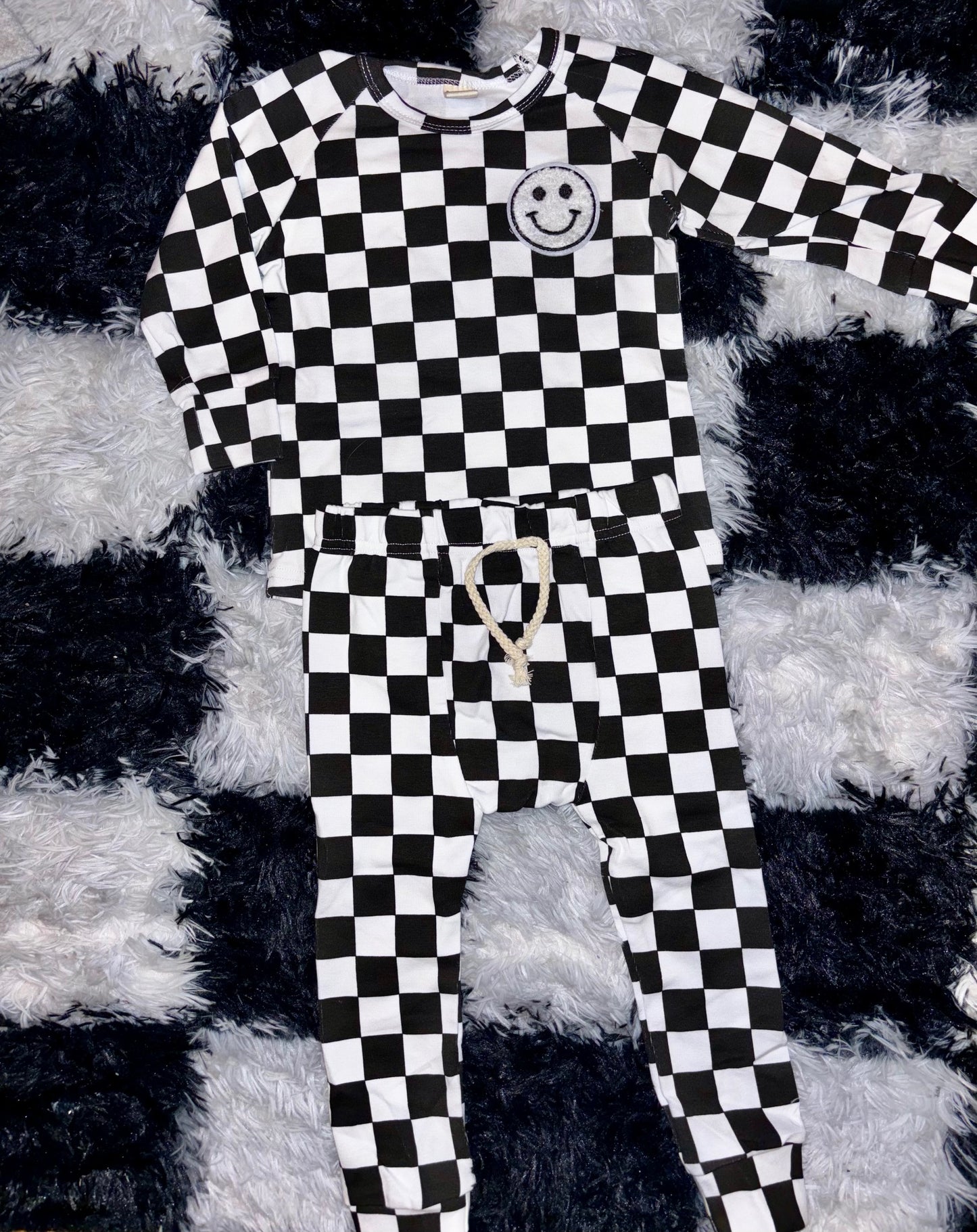 Checkered Set